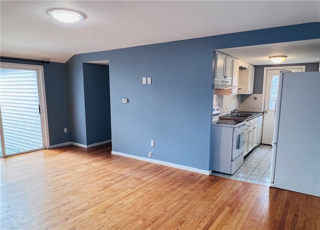 93 Grand View Drive, Warwick, RI 02886