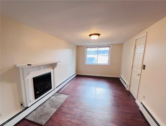 93 Grand View Drive, Warwick, RI 02886