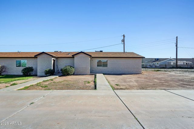 1344 E Pueblo Avenue, Phoenix, AZ 85040