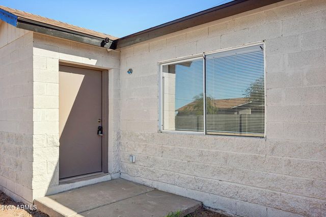 1344 E Pueblo Avenue, Phoenix, AZ 85040