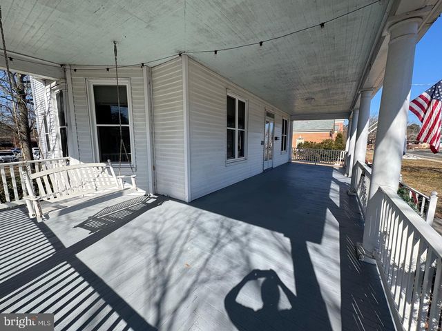 112 S 5TH AVE, Denton, MD 21629