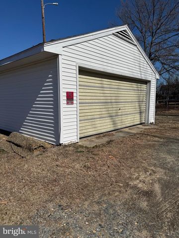 112 S 5TH AVE, Denton, MD 21629