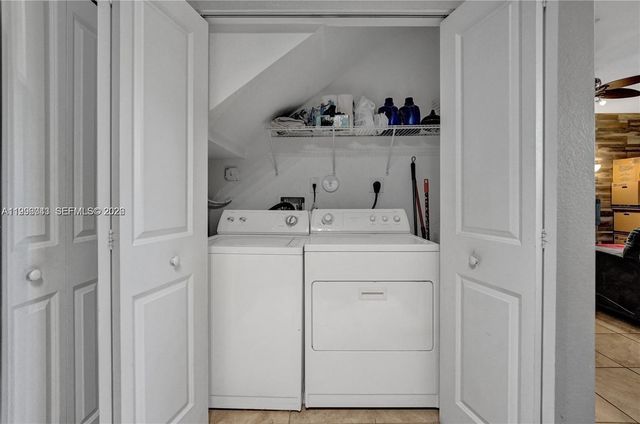 3540 NW 30th Pl, Lauderdale Lakes, FL 33311