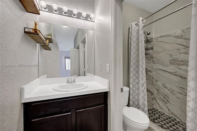 3540 NW 30th Pl, Lauderdale Lakes, FL 33311