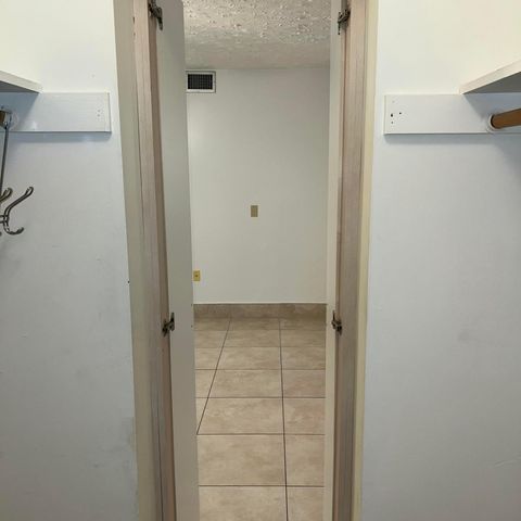 2302 Sunrise 3-201, Fort Pierce, FL 34949