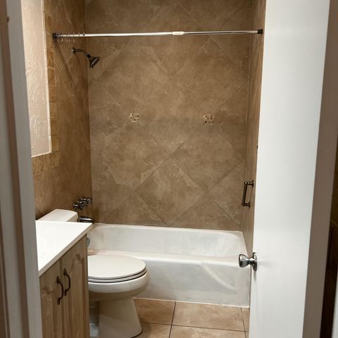 2302 Sunrise 3-201, Fort Pierce, FL 34949