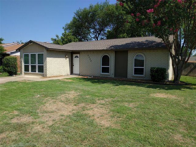 5333 Strickland Avenue, The Colony, TX 75056