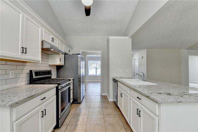 657 Arbour Way, Suwanee, GA 30024