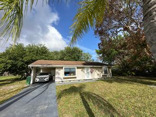 1818 SE Vesthaven Court, Port St. Lucie, Port St Lucie, FL 34952