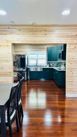 6804 BARRY ROAD, Tampa, FL 33634