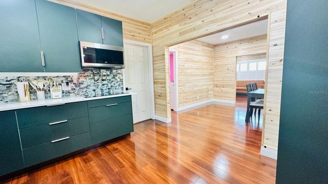 6804 BARRY ROAD, Tampa, FL 33634