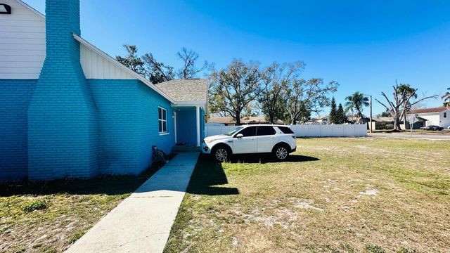 6804 BARRY ROAD, Tampa, FL 33634