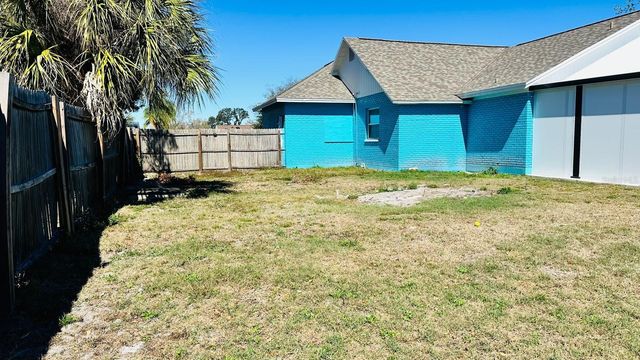 6804 BARRY ROAD, Tampa, FL 33634