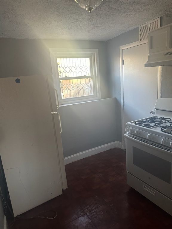 4 Gallagher Drive 1, Randolph, MA 02368