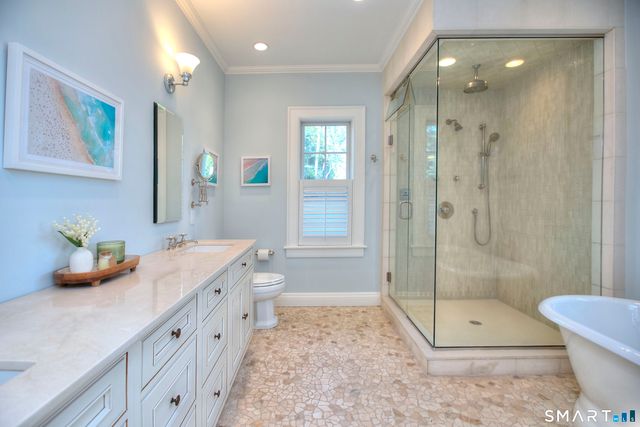 7 Heusted Drive, Greenwich, CT 06870