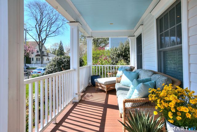 7 Heusted Drive, Greenwich, CT 06870