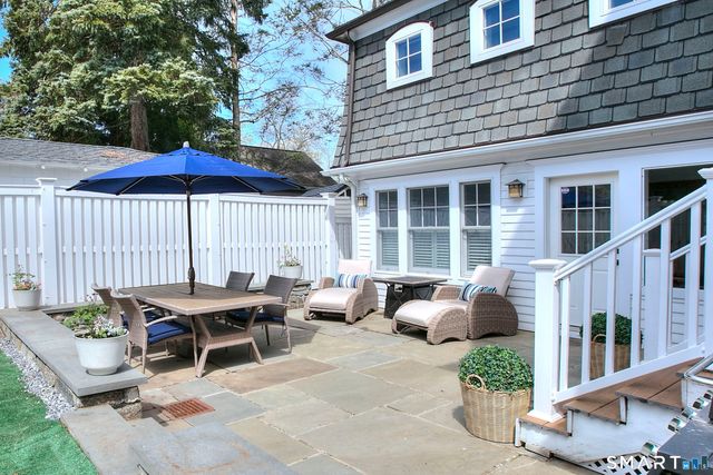 7 Heusted Drive, Greenwich, CT 06870
