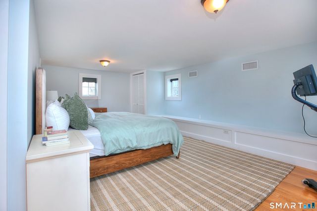 7 Heusted Drive, Greenwich, CT 06870