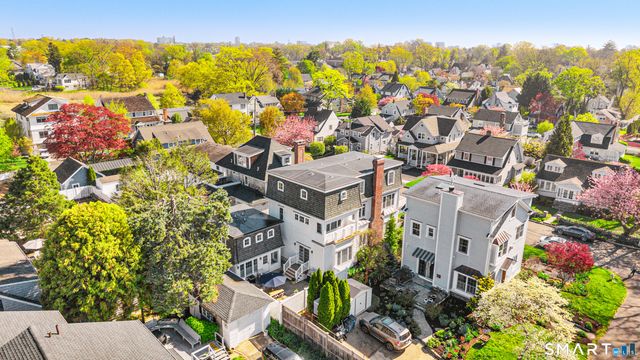 7 Heusted Drive, Greenwich, CT 06870