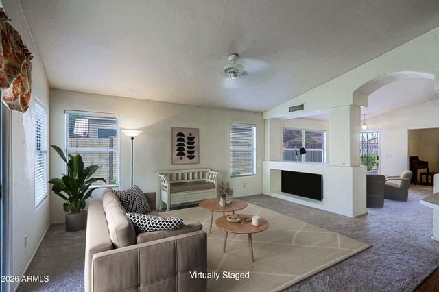 4374 E Campo Bello Drive, Phoenix, AZ 85032