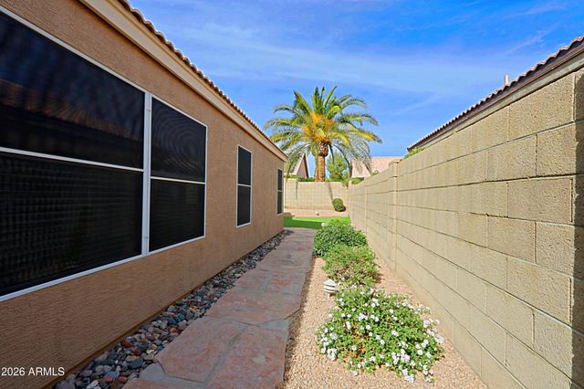 4374 E Campo Bello Drive, Phoenix, AZ 85032