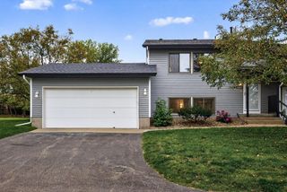 4401 Clover Lane B, Eagan, MN 55122