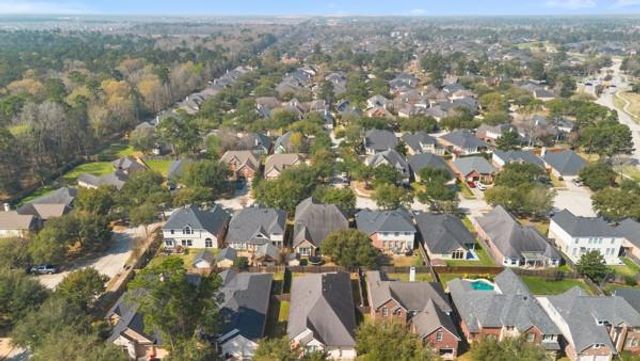 15818 Mossy Shores Court, Houston, TX 77044