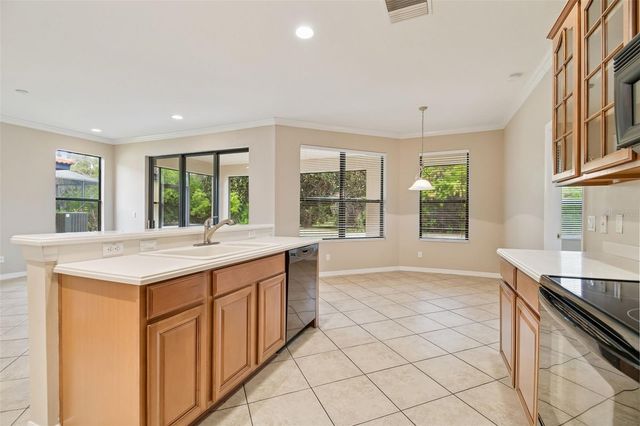 127 SILVER FALLS DRIVE, Apollo Beach, FL 33572