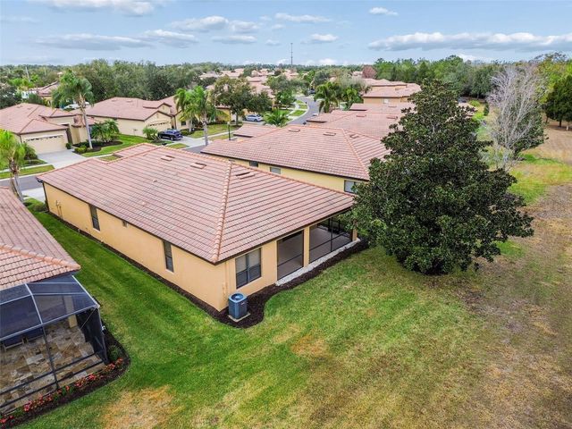 127 SILVER FALLS DRIVE, Apollo Beach, FL 33572