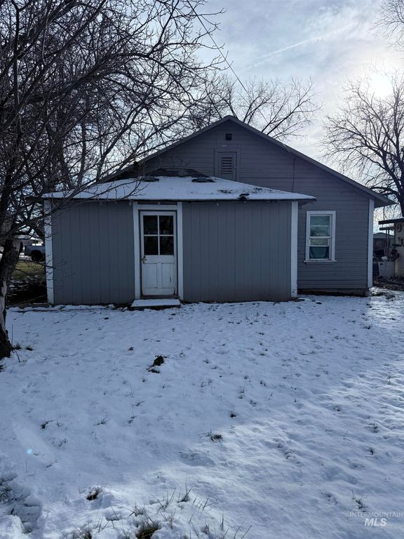 508 W 3rd Ave, Jerome, ID 83338