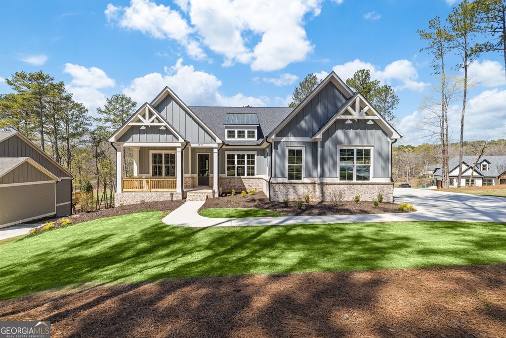 1041 Pinehurst Drive, Greensboro, GA 30642