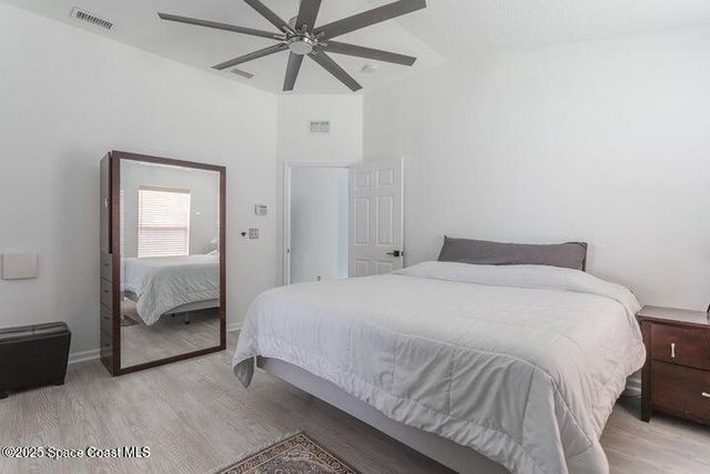 377 Wishing Well Circle SW, Palm Bay, FL 32908