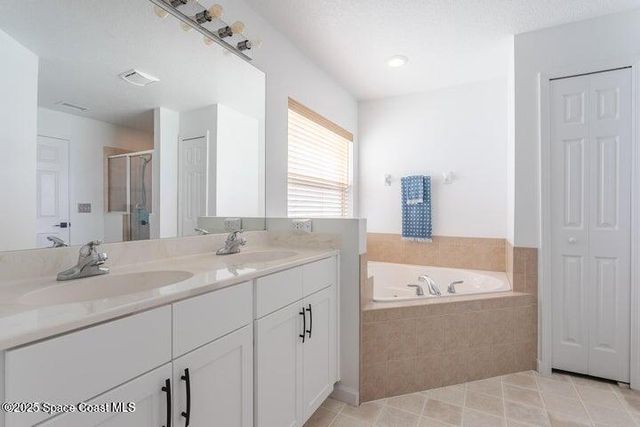 377 Wishing Well Circle SW, Palm Bay, FL 32908