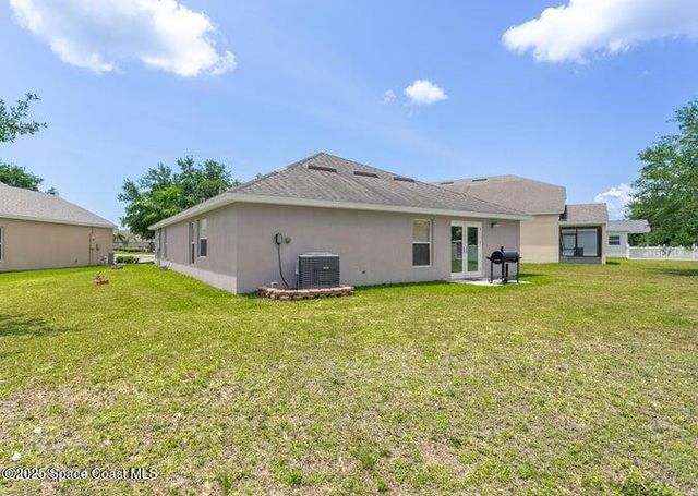 377 Wishing Well Circle SW, Palm Bay, FL 32908