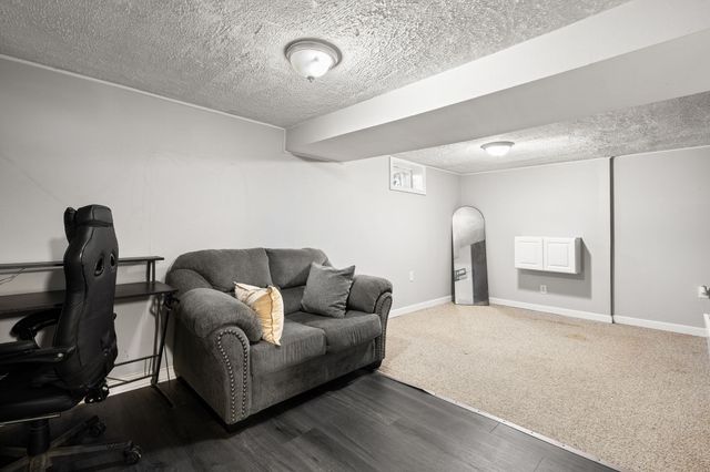 441 E Ashland St, Brockton, MA 02302