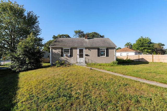 441 E Ashland St, Brockton, MA 02302