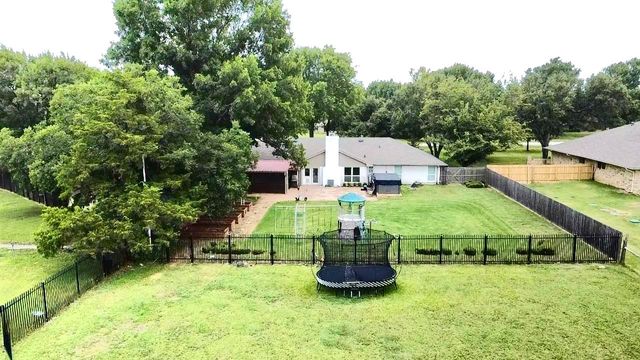 400 Shiloh Drive, Lucas, TX 75002