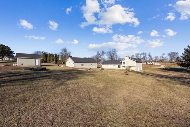 6301 Hillcrest, Cedar Rapids, IA 52404