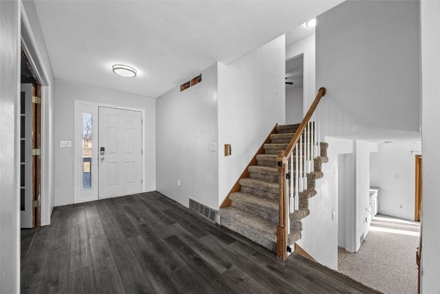 6301 Hillcrest, Cedar Rapids, IA 52404