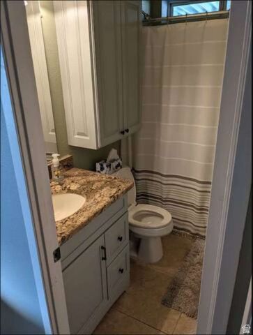 8780 S 250 E, Sandy, UT 84070