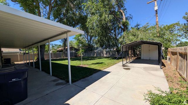 8780 S 250 E, Sandy, UT 84070