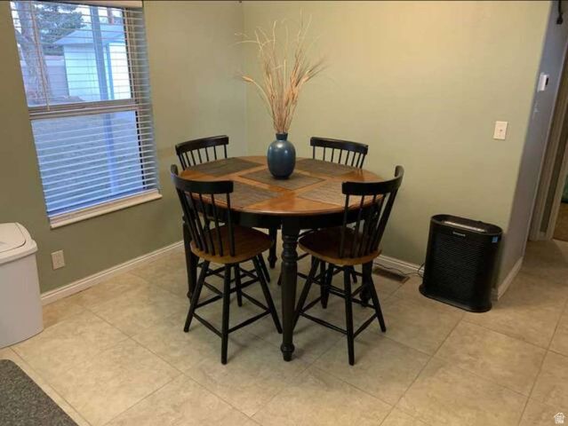8780 S 250 E, Sandy, UT 84070