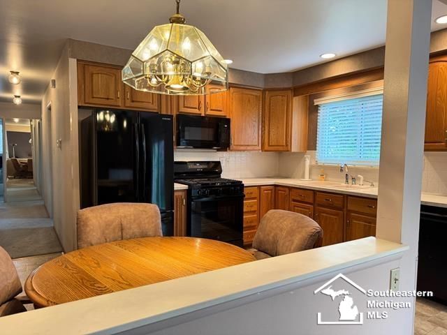 34316 Tomahawk Drive, Westland, MI 48185