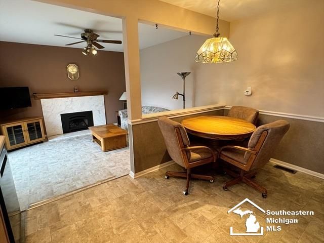 34316 Tomahawk Drive, Westland, MI 48185