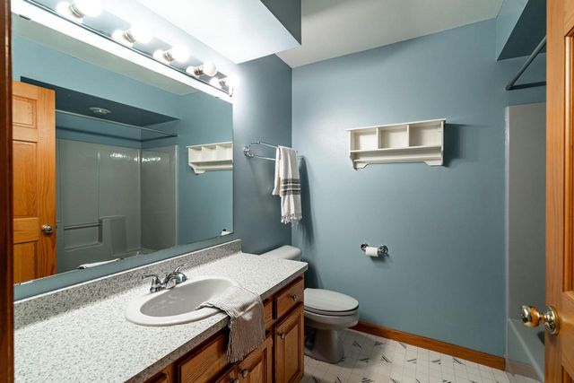 S67W20071 Benjamin COURT, Muskego, WI 53150