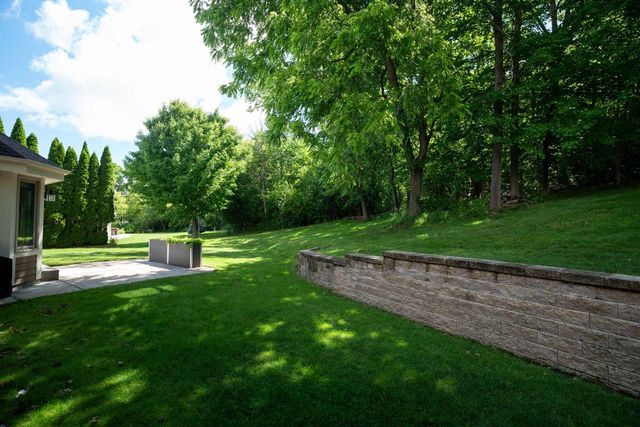 S67W20071 Benjamin COURT, Muskego, WI 53150