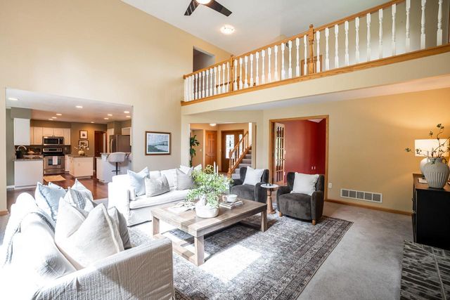 S67W20071 Benjamin COURT, Muskego, WI 53150