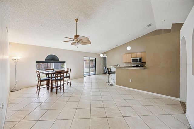 1020 S LAUREL AVENUE, Sanford, FL 32771