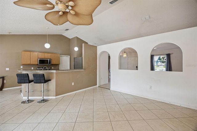 1020 S LAUREL AVENUE, Sanford, FL 32771