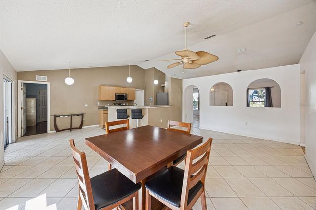 1020 S LAUREL AVENUE, Sanford, FL 32771